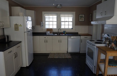 Mystic - New London House | A peaceful nature setting within a two minute drive to Historic Downtown Mystic.