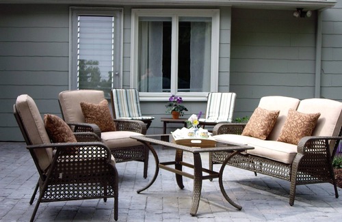 Mystic - New London House | A peaceful nature setting within a two minute drive to Historic Downtown Mystic.