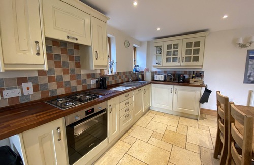 Stoney Middleton Cottage | A perfect, peaceful countryside retreat with walks from the door.