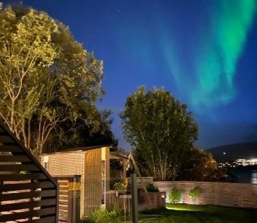 Tromso Apartment | A place for Aurora in wintertime and midnight sun in summer-time!