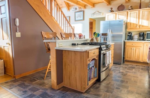 Pinnacle Cabin | A Sauratown Mountain Getaway