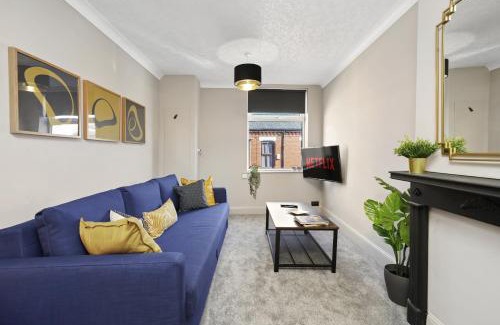 Golborne Apartment | A selection of apartments in Golborne Business and Leisure WIFI Parking by Stone Pit Apartments