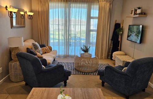 Mossel Bay Apartment | A Shot Of Luck