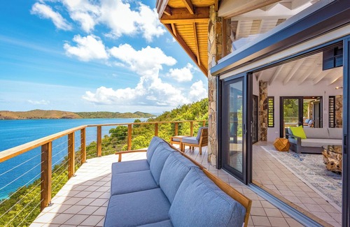 North Sound Villa | A stunning two-bedroom villa overlooking Leverick Bay