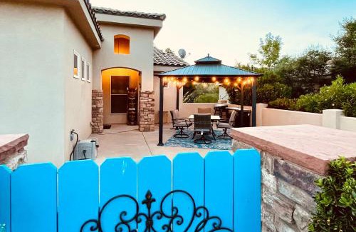 La Verkin House | A super variety of games, golf carts, & unique decor near Zion National Park!