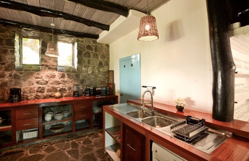 Belmont House | A worldwide renowned estate that can be booked for a vacation of a lifetime!