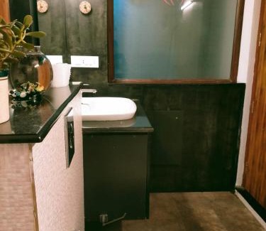Muttil South House | Aambal Villa Homestay