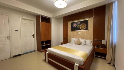 Bole Bed & Breakfast | Abaት Guest House