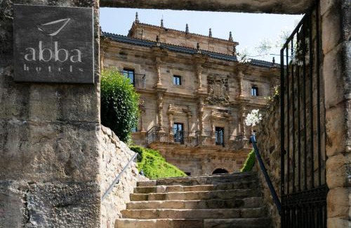Barrio de Camino Hotel | Abba Palacio de Soñanes Hotel