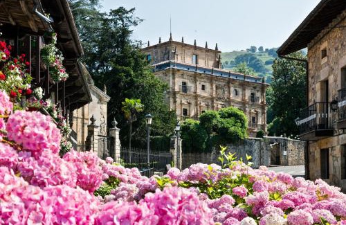Barrio de Camino Hotel | Abba Palacio de Soñanes Hotel