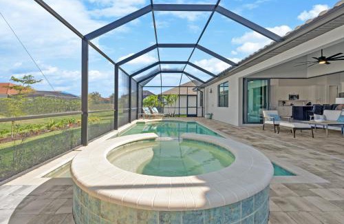 Pelican Villa | Absolutely stunning home that truly embodies Florida living, Villa Blue Starfish