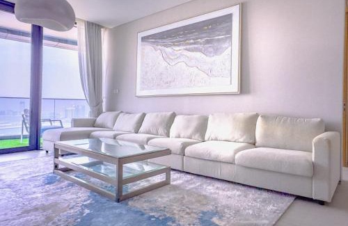 Dubai Marina Apartment | ADDRESS BEACH RESORT Residence Million Dollar View 39th floor AIRPORT VIP Shuttle