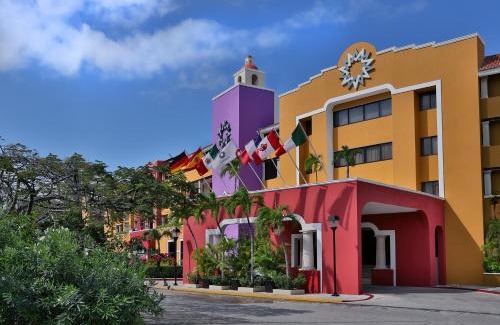 Downtown Cancun Hotel | Adhara Hacienda Cancun