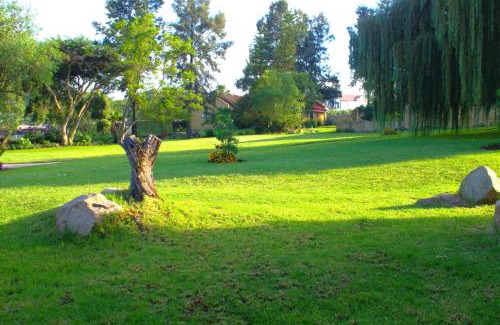 Greater Johannesburg Metropolitan Area House | Ador Lodges