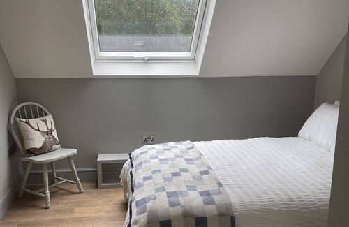Kingston St Mary Cabin | Adorable one bedroom lodge with outstanding views