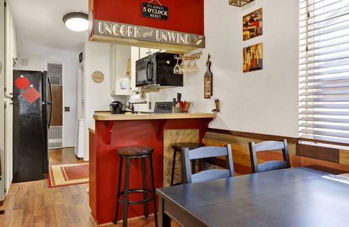 Sugarloaf Cottage | Adorable Sugarloaf Mountain Getaway in Big Bear