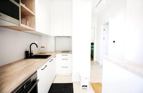 Becici Apartment | Adriatic bliss