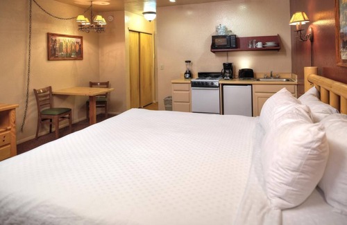Kohls Ranch Resort | Adventure Awaits! 2 Awesome Units, Horseback Riding, Restaurant