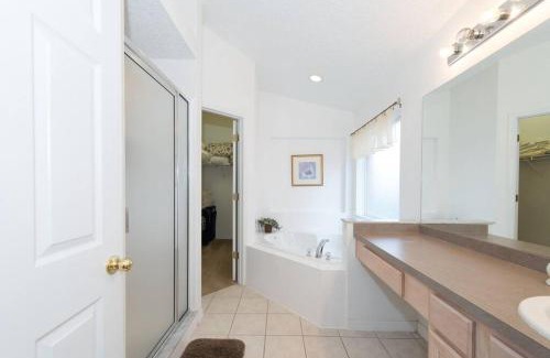 Seasons House | Affordable Disney Getaway with Private Pool
