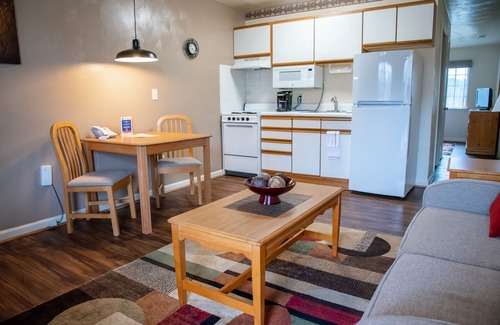 Harrisonburg Hotel | Affordable Suites of America Harrisonburg