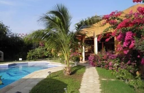 Mbour House | African hut comfort on estate with pool
