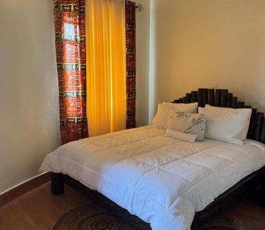 Rwamagana Villa | African-style villa with lake view, sleeps 12