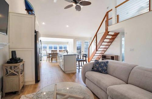 Wading River House | After Dune Delight: Steps to Beach