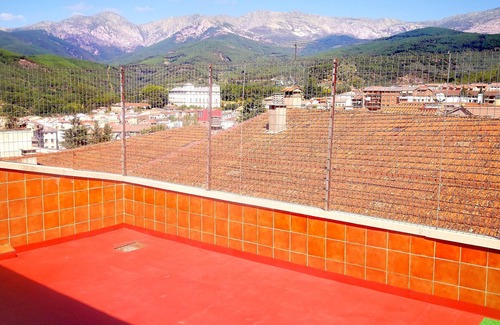 Arenas de San Pedro Apartment | AG2 - Apartment with terrace and barbecue in Gredos Sur