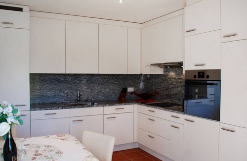 Riazzino Apartment | Agarone Agarone in Agarone