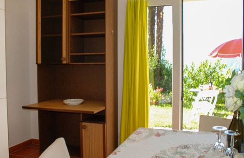 Riazzino Apartment | Agarone Agarone in Agarone