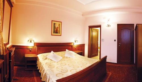 Roznov Pod Radhostem Hotel | AGH Hotel