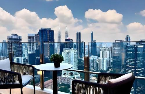 Imbi Apartment | Agile Bukit Bintang by Avery at KLCC#5 mins to Pavilion &TRX#Garden Pool#Free Parking#中英文房东
