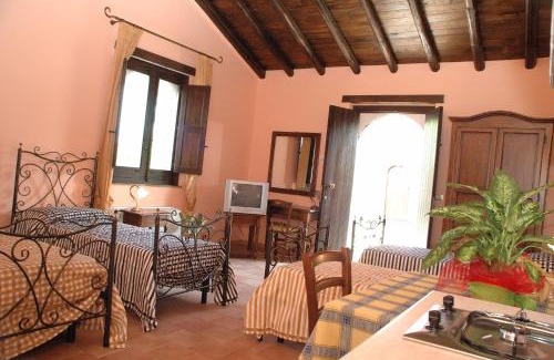 Rovittello House | Agriturismo Borgo San Nicolao