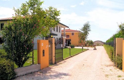Falze House | Agriturismo Il Melograno