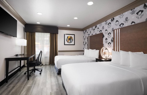Greater South River City Hotel | Aiden Austin City Hotel