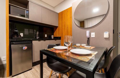 Centro Apartment | AION suítes 104 - Compacto e luxuoso Loft - Rooftop com piscina e academia - À poucos passos da praia