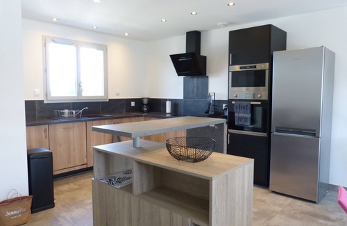 Saint-Paulet-de-Caisson Villa | Air-conditioned villa with private pool near the Ardèche gorges
