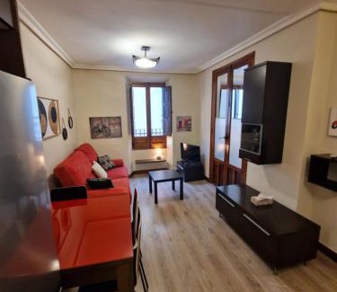 Almansa Apartment | Airam Campanario