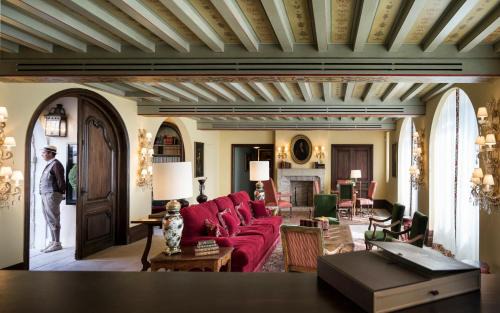 Gordes Hotel | Airelles Gordes, La Bastide
