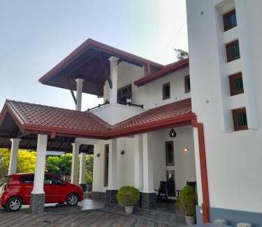 Andiambalama House | Airport A4 Travelers Lodge - Free Airport Pick Up & Drop 24HRS - Free Wi-Fi unlimited - Excellent Customer Service