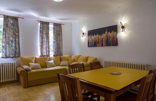 Novi Beograd Apartment | Airport Belgrade Apartment/ ABA