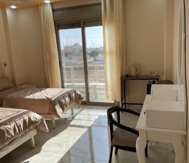 Karak Governorate Bed & Breakfast | Airport Villa Amman