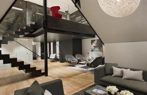Theater District Apartment | AKA Times Square