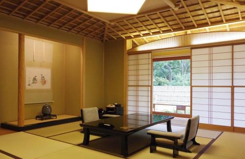 Yawatano Hotel | Akazawa Geihinkan