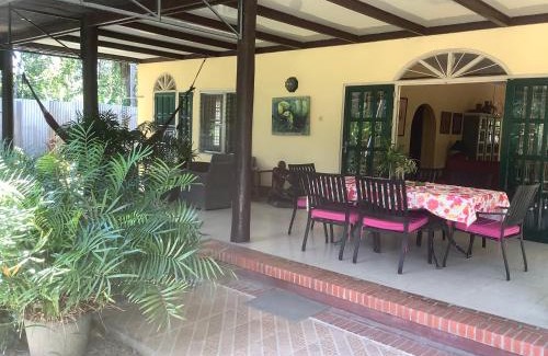 Clevia House | Akka