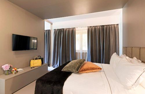 Albavilla Hotel | Albavilla Hotel & Co
