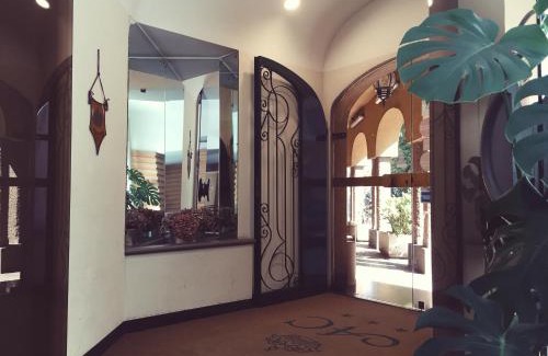 Binasco Hotel | Albergo Della Corona