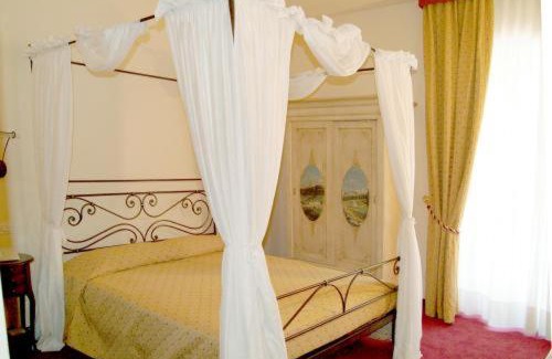 Peri Hotel | Albergo Olivo