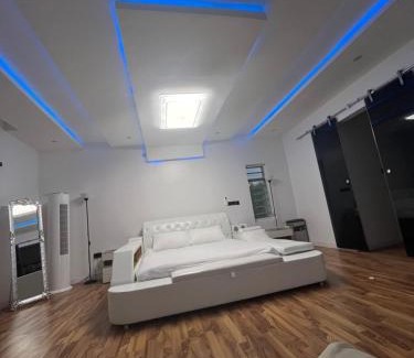 Abeokuta Apartment | Albuquerque