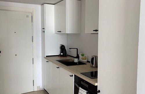Sotogrande Apartment | Ale Maison Cozy Penthouse Studio in Marina Sotogrande. 20 metres to the Beach